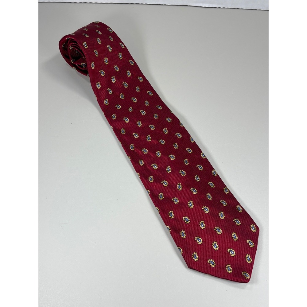 Brooks Brothers Men's Silk Tie Red Paisley Floral Pattern Made in USA England